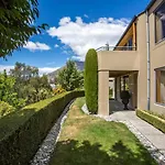 139 On Peninsula - The Ideal Retreat 2 Bedroom Apartment