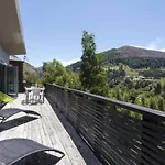 Treehouse Spa Escape - Private Spa Pool