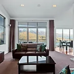 Paradise Peaks - Queenstown Holiday Home