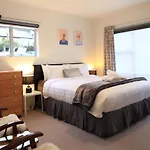 Comfy City Centre Home