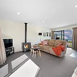 Sunshine Bay Escape - Close To Central Queenstown
