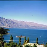 Spectacular Lake & Mountain Views