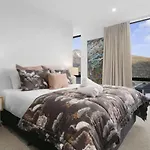 Queenstown Terrace