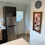 Comfortable 2 Bedroom Unit- Very Close To Town!