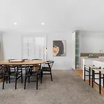 Beacon Lakeside Luxury 908 - 2 Bedroom