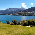 Lakefront Cottage