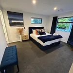 Villa Lusso - Unwind In Luxury And Relax In The Hot Tub