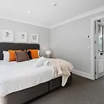 Luxury 6-Bedroom Penthouse Apartment - The Beacon With 3 Spas