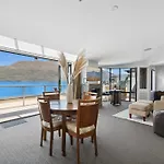 Luxury 6-Bedroom Penthouse Apartment - The Beacon With 3 Spas
