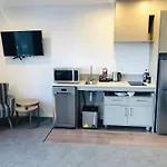 Ramada By Wyndham Queenstown Central