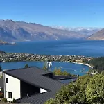 1Queenstown - Stunning Lake And Mountain Views
