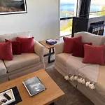 1Queenstown - Stunning Lake And Mountain Views
