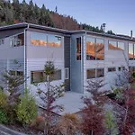 Mountain Vista