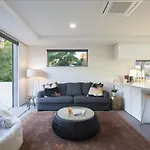 Lakefront Luxury By Amazing Accom
