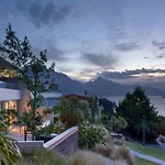 Kent Street Apartments - Element Escapes