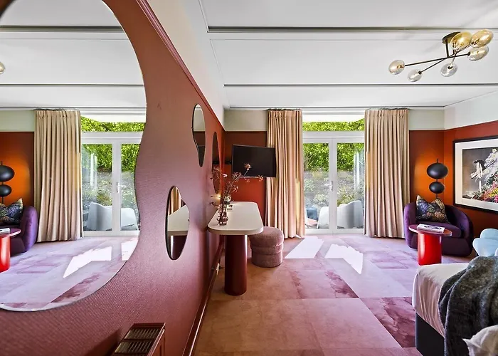 The Central Private Hotel By Naumi Hotels