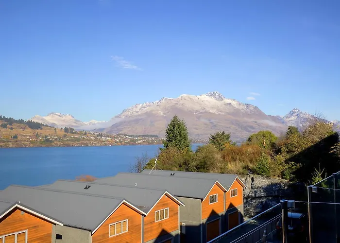 Alpine Vista - Queenstown Holiday Home