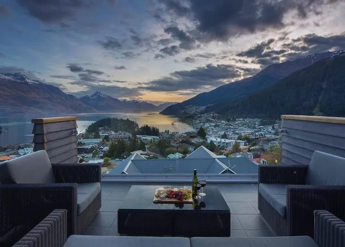 Villa Moana-Luxury Villa With Stunning Lake Views