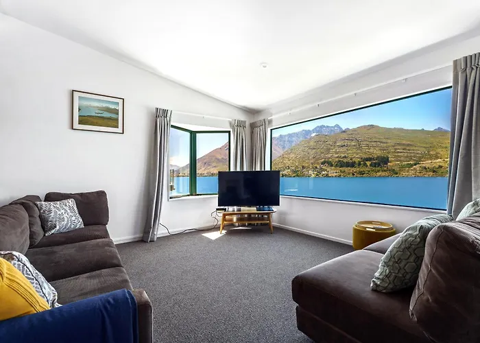 Lakefront Living At Remarkables Retreat - Eight
