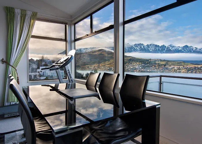 Earnslaw Villa With Lake View
