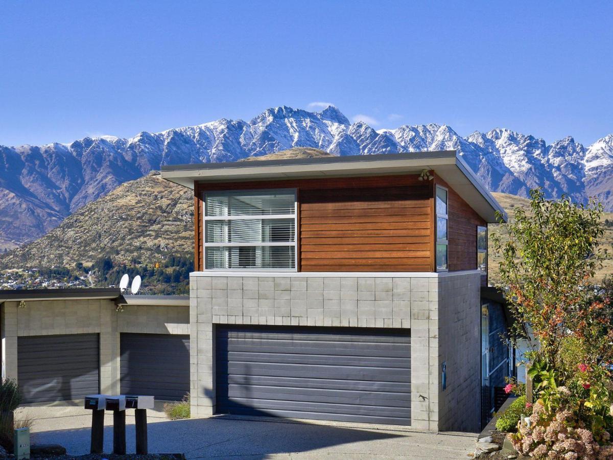 Holiday home Remarkable Hideaway By Relaxaway Homes Queenstown