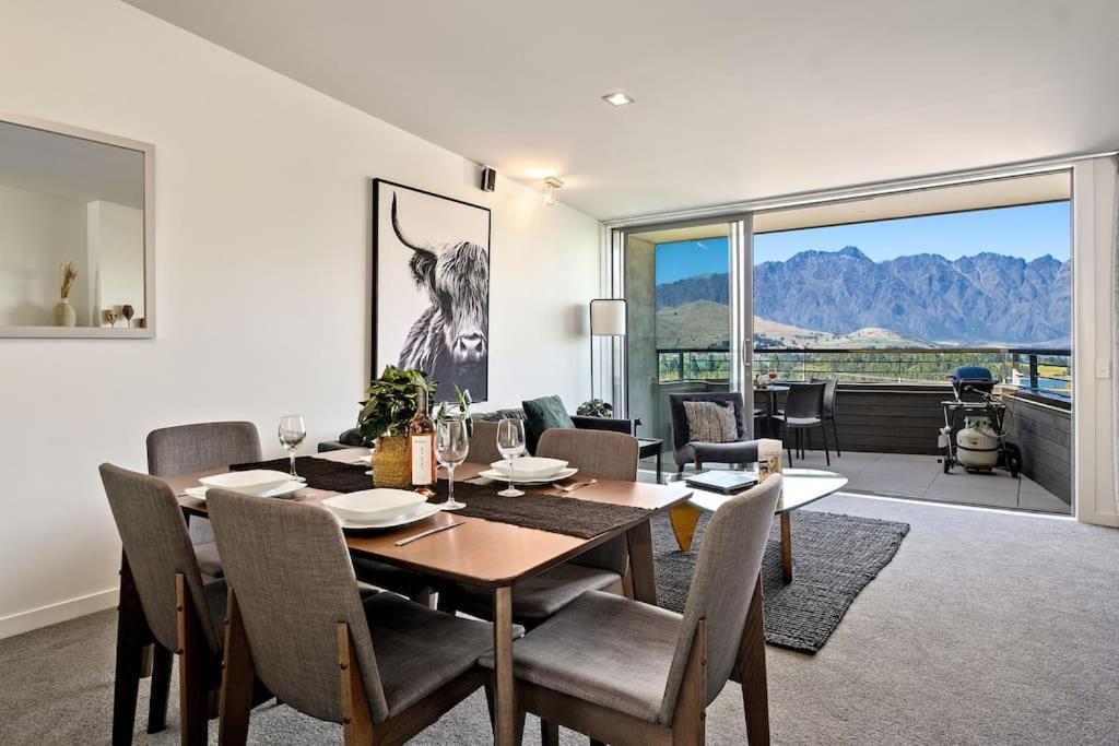 Toru - Eclectic With Delightful Views