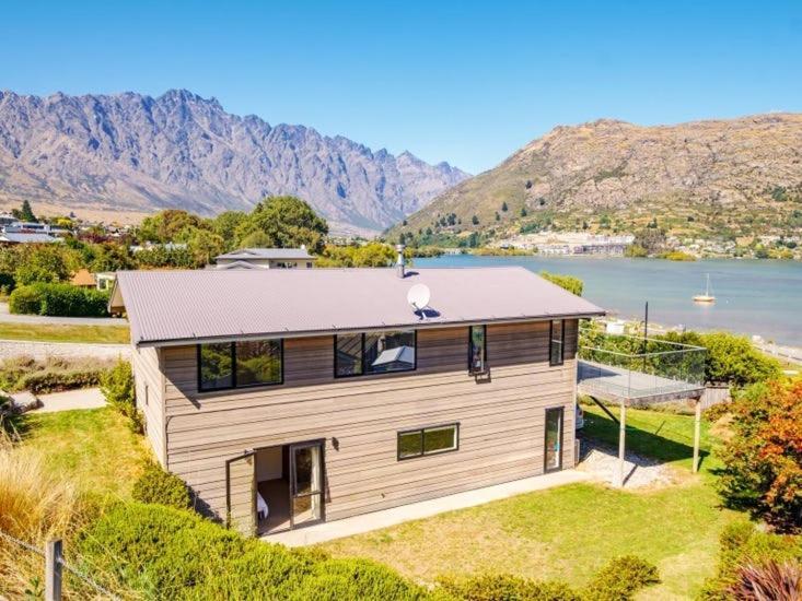 Pencarrow Lakeside * Queenstown