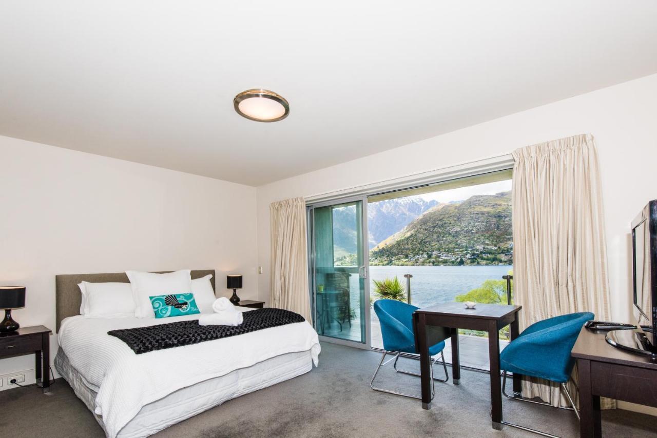 Luxury Lakeside * Queenstown