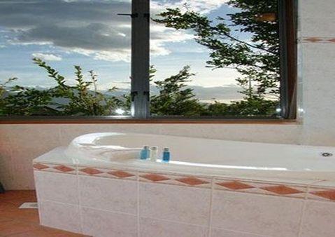 Motel Hurley's Of 4*