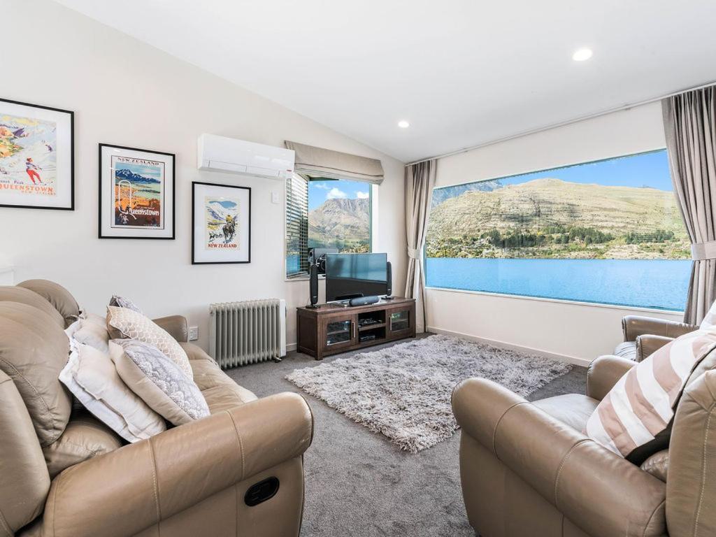 Lakefront Living At Remarkables Retreat - Unit 4 * Queenstown