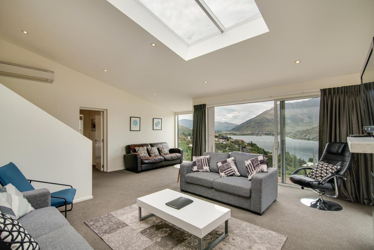 Highview Retreat *