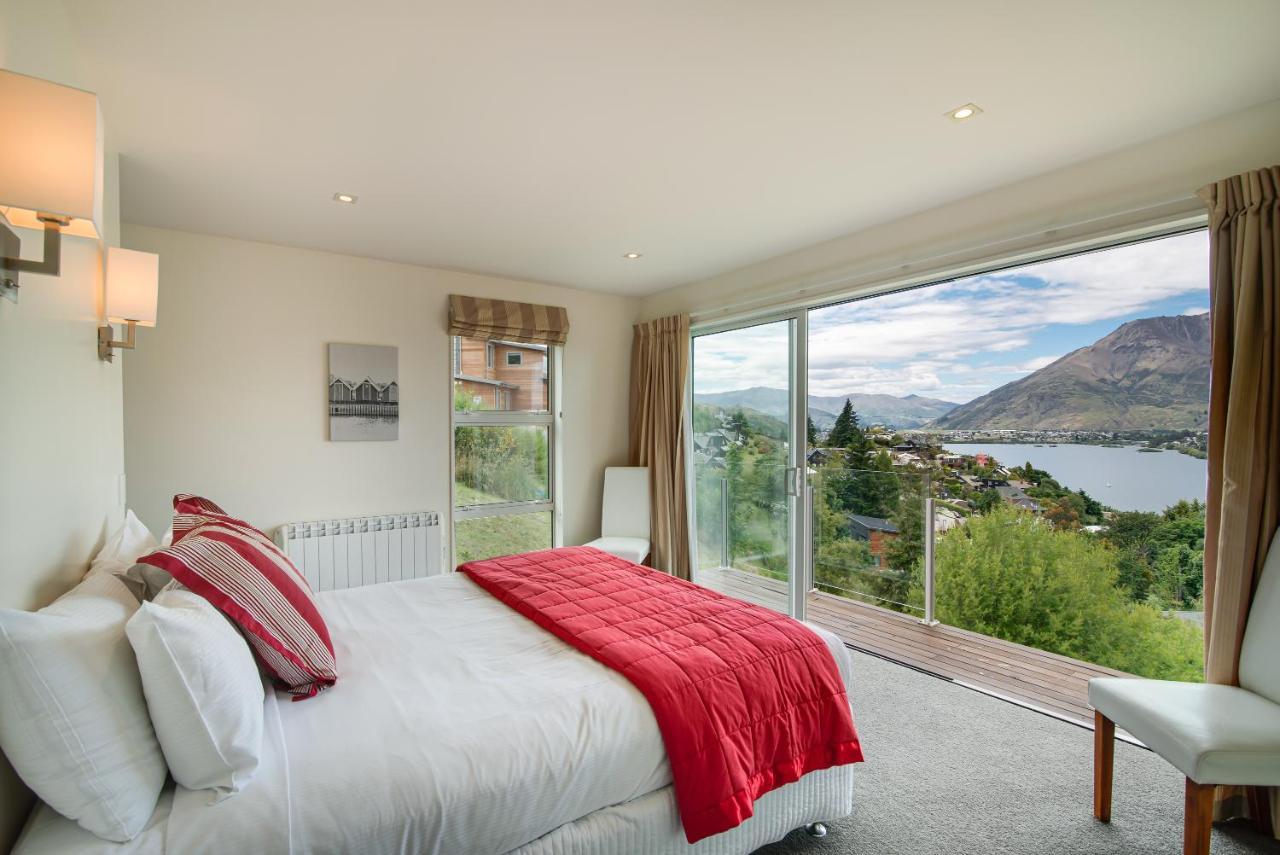 Highview Retreat *
