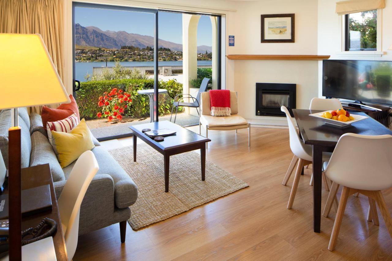 Del Lago Apartment *