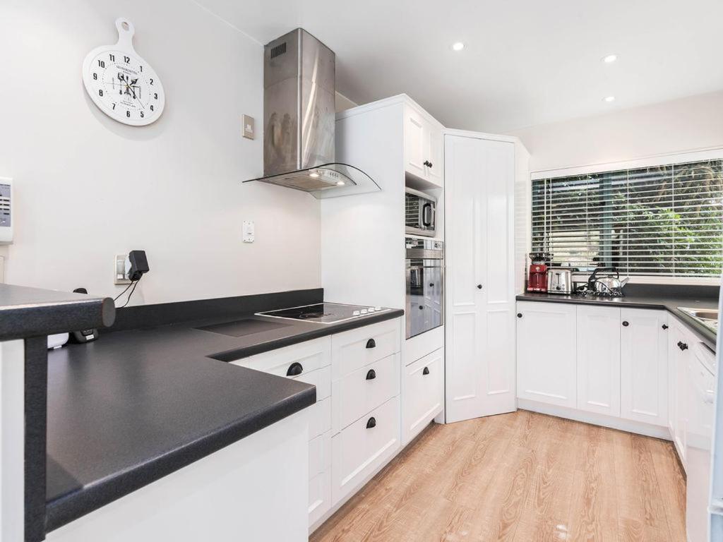Lakefront Living At Remarkables Retreat - Unit 4 * Queenstown