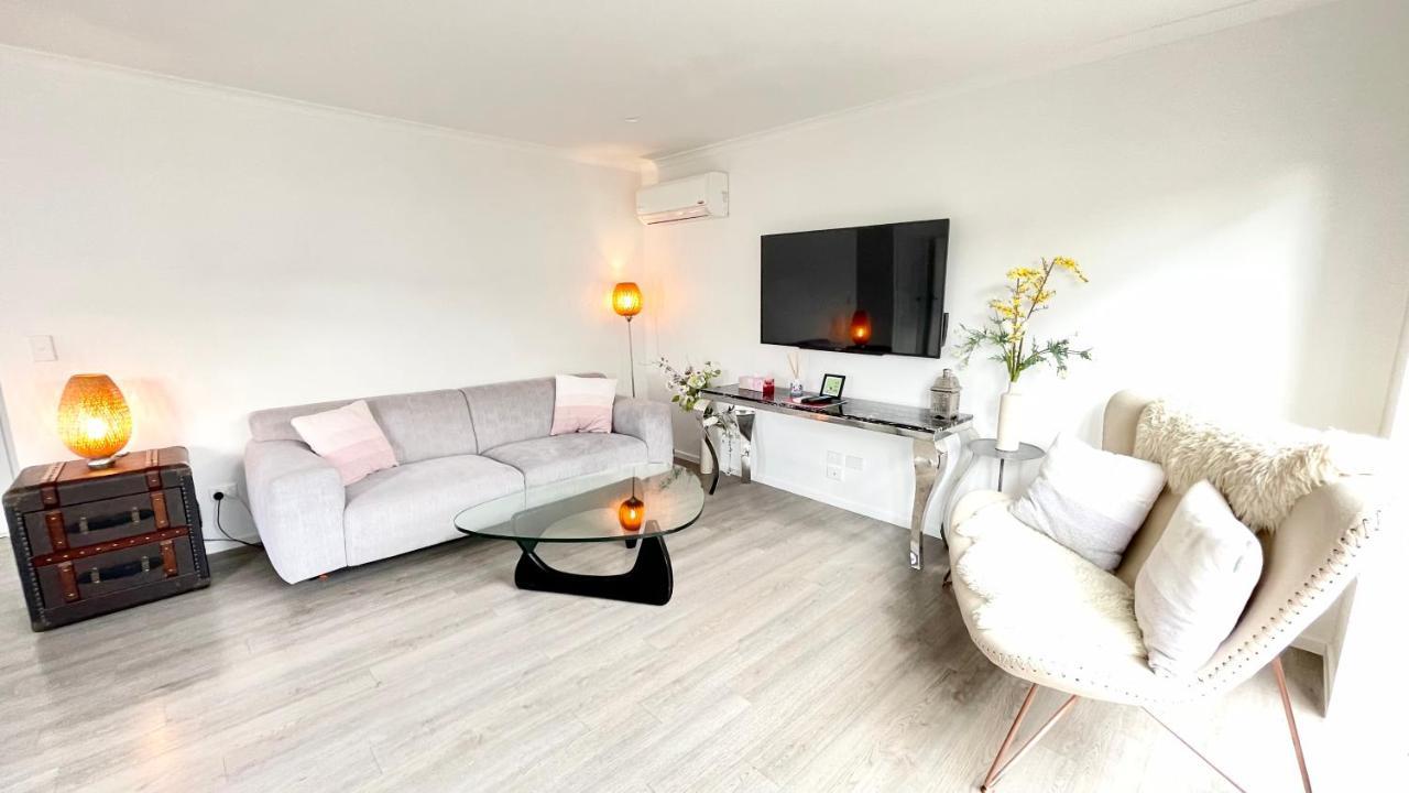 Holiday home Modern Living