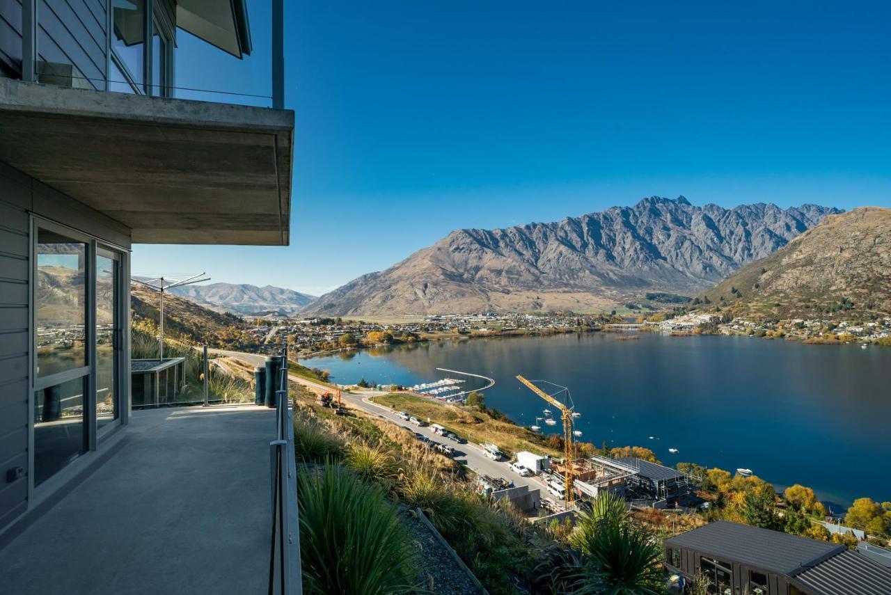 Modern Alpine Living With Spectacular View Queenstown