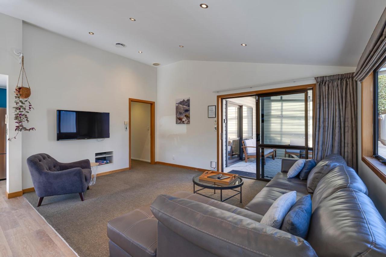 Riverside Three Bedroom - Remarkable Views