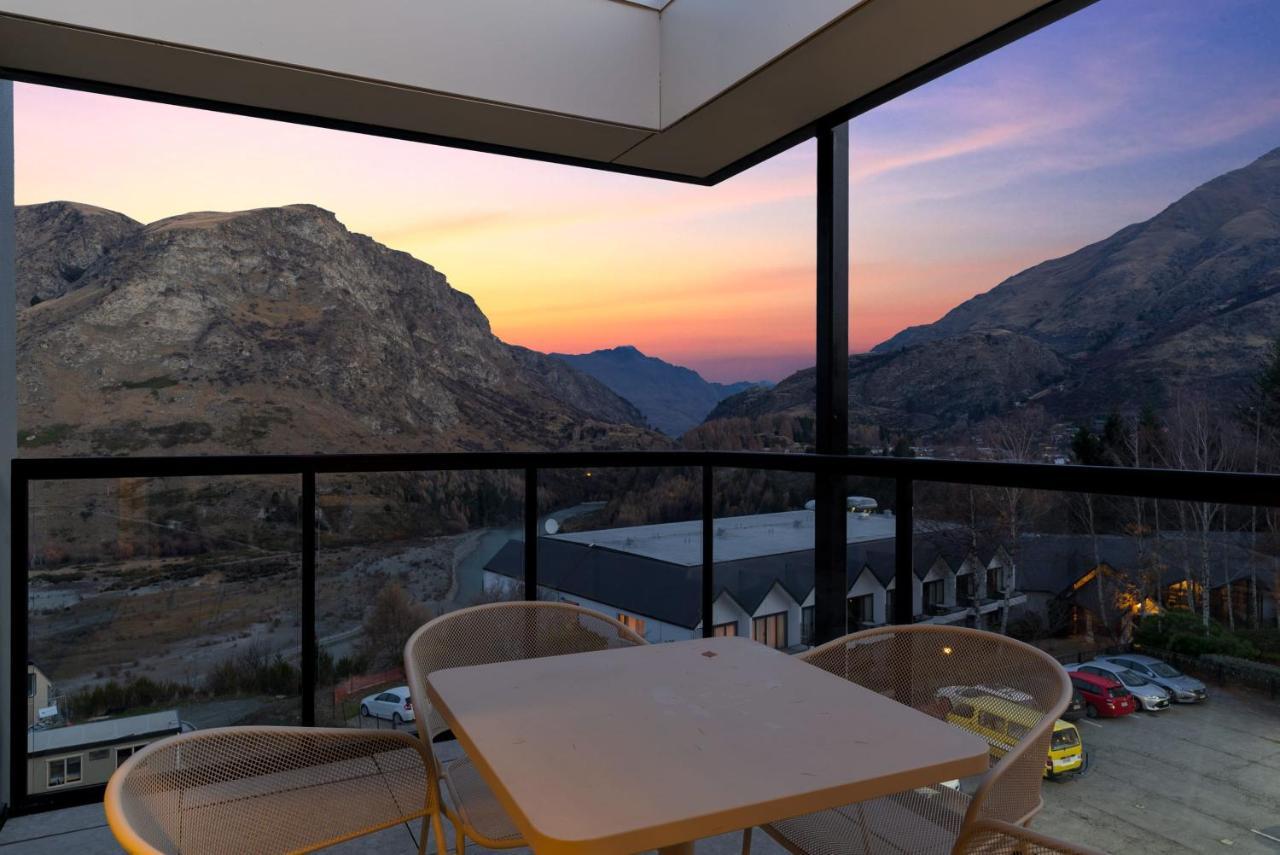 Mountain Views Penthouse - 22 Queenstown