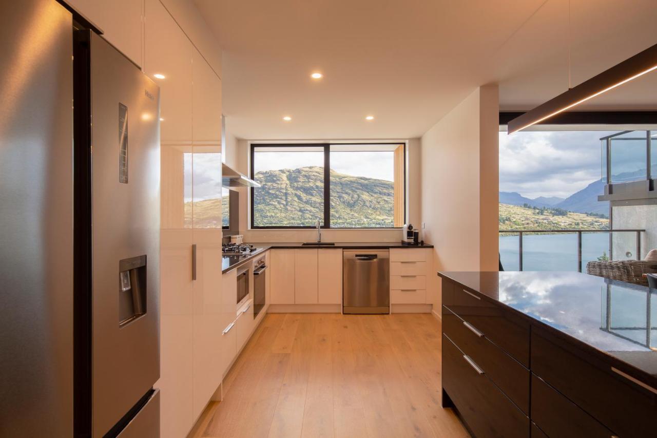 Holiday home 4 Bedroom With Elevated Views Of Wakatipu & The Remarkables *