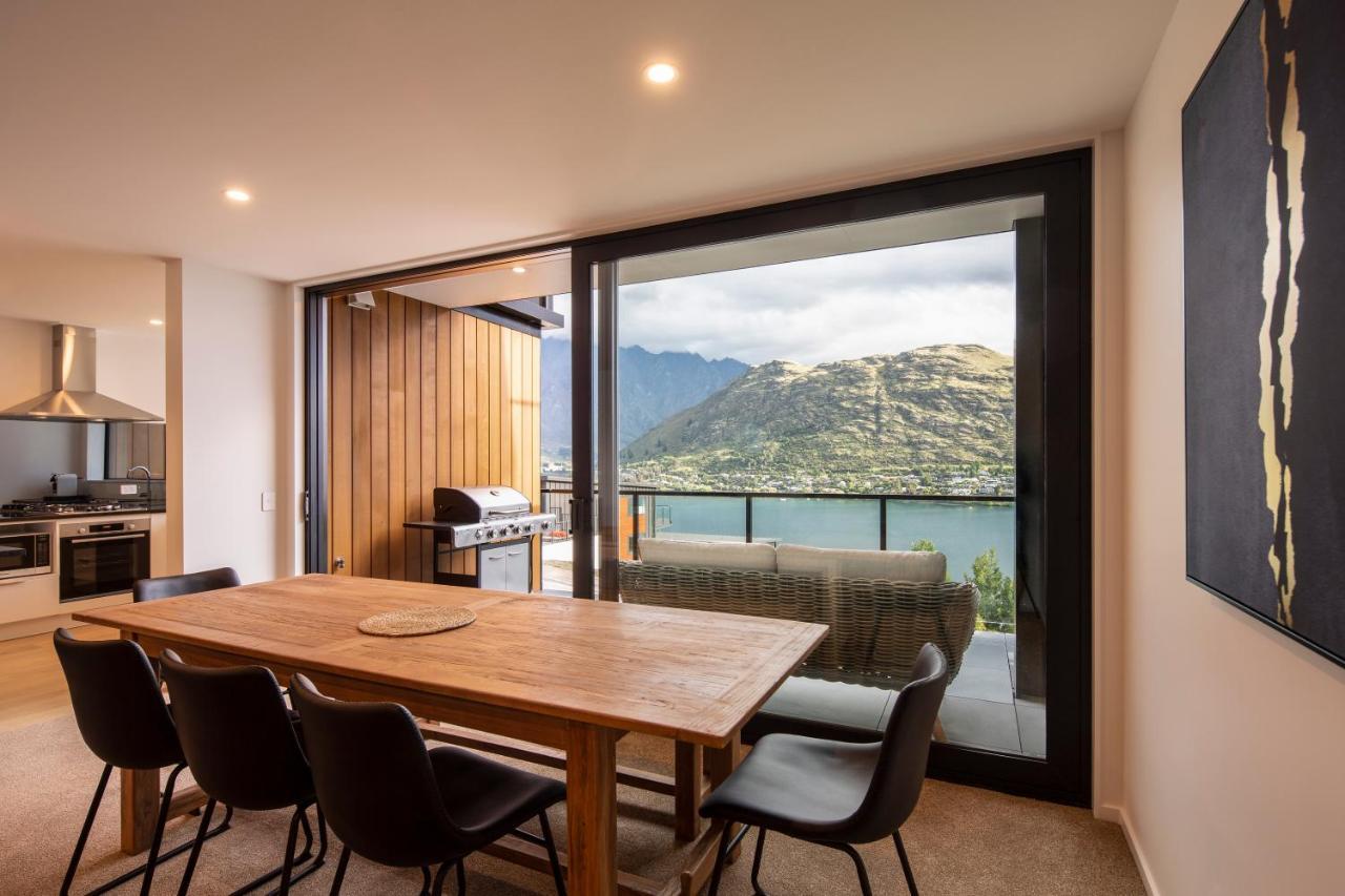 4 Bedroom With Elevated Views Of Wakatipu & The Remarkables *
