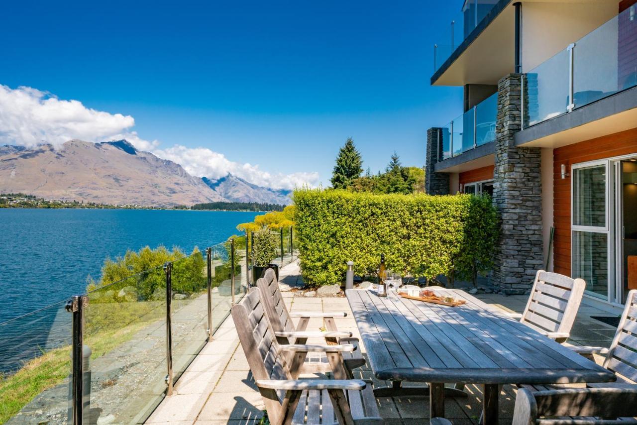 Front 3-bedroom With Access Queenstown