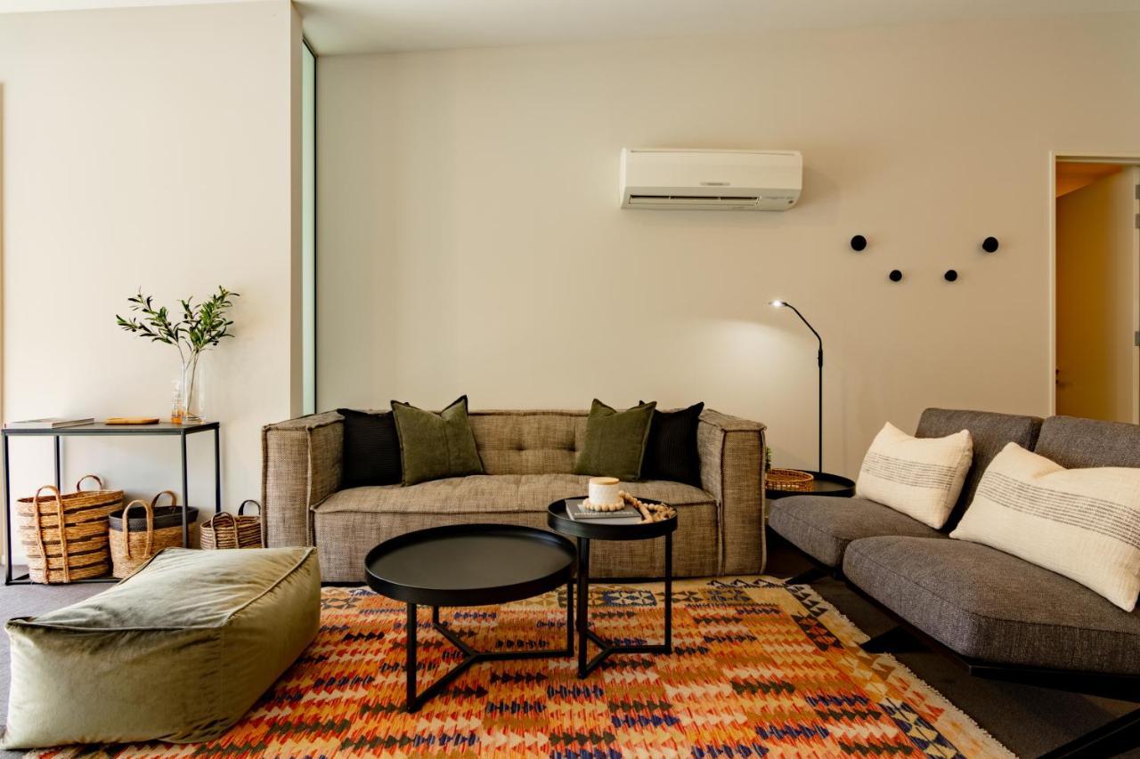 Apartment Stylish Haven Luxury Interiors In Prime Location