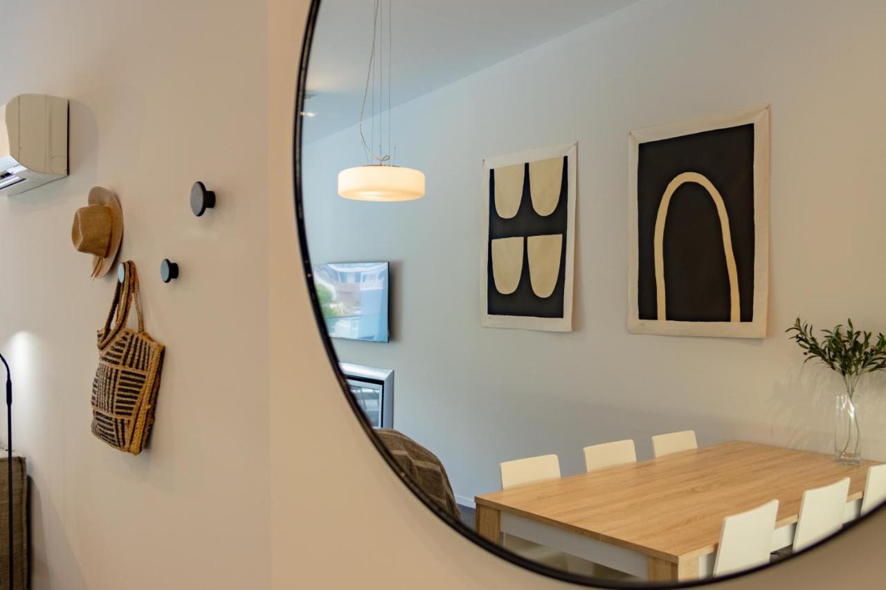 Stylish Haven Luxury Interiors In Prime Location Apartment *