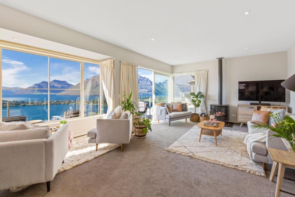 Holiday home Unbeatable Panoramic & Mountain & Garden Views Queenstown
