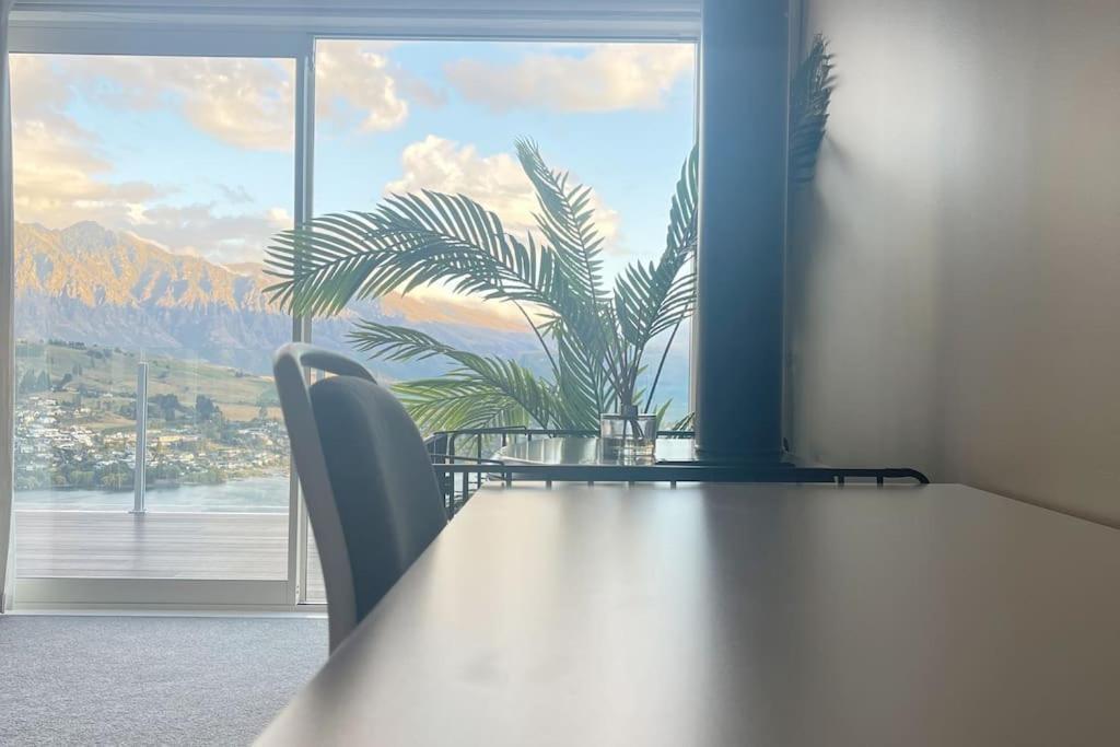 Unbeatable Panoramic & Mountain & Garden Views