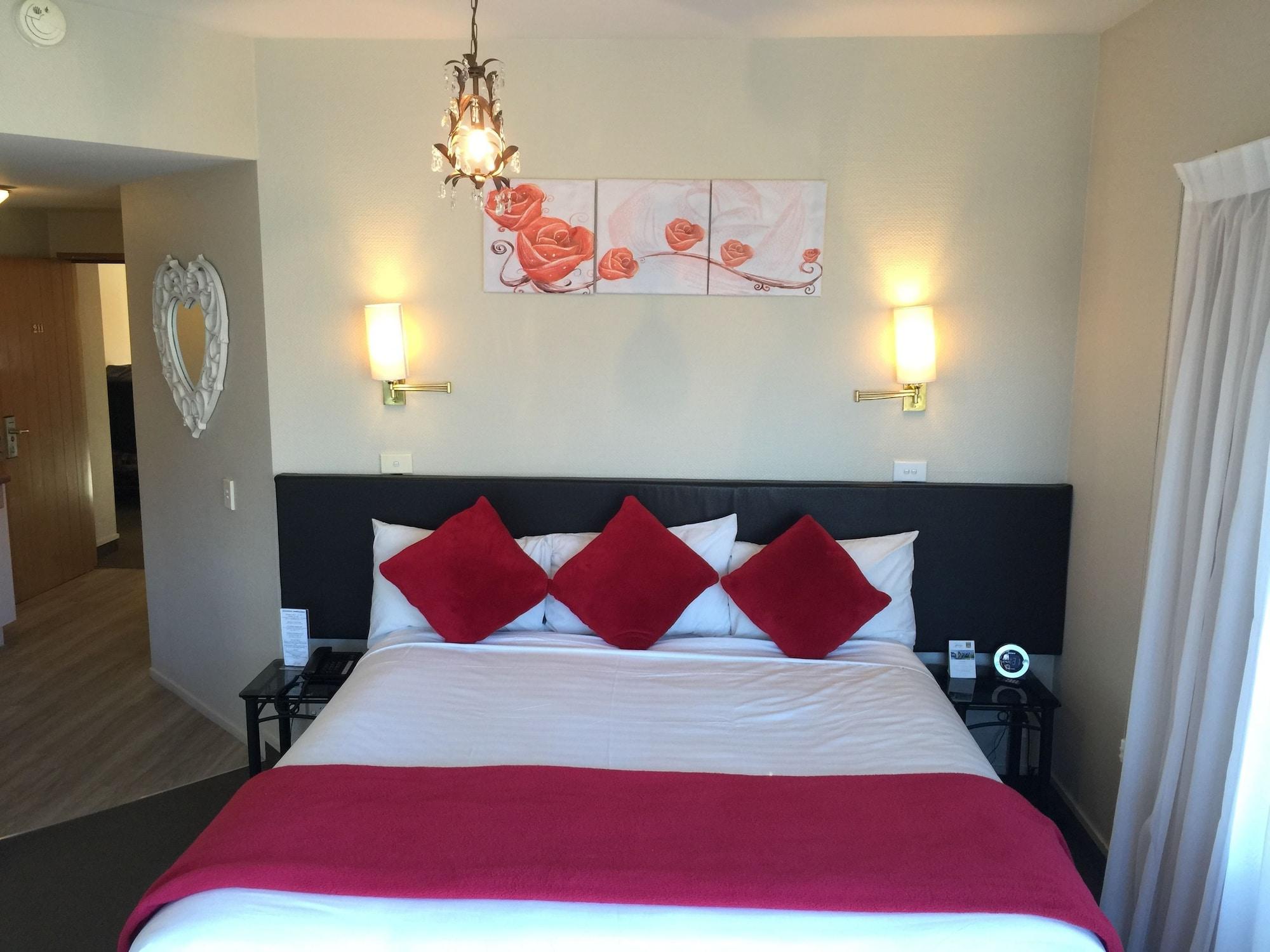 Motel Hurley's Of 4*