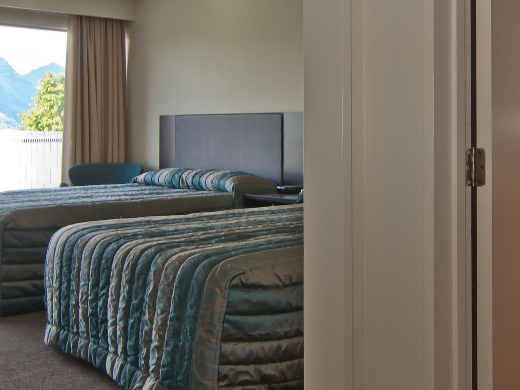 Copthorne & Lakeview