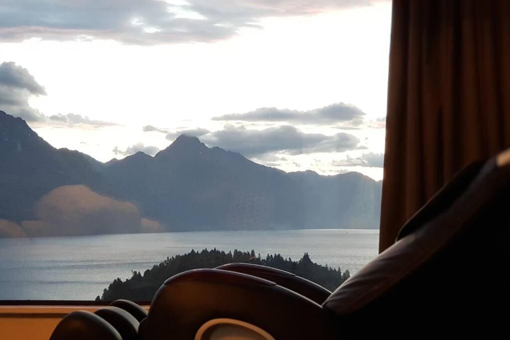 Apartment Awesome - Amazing Mountain & Views
