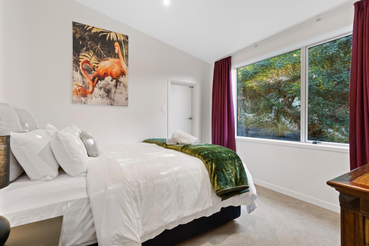 Alpine With Amazing Mountain & Lake Views * Queenstown
