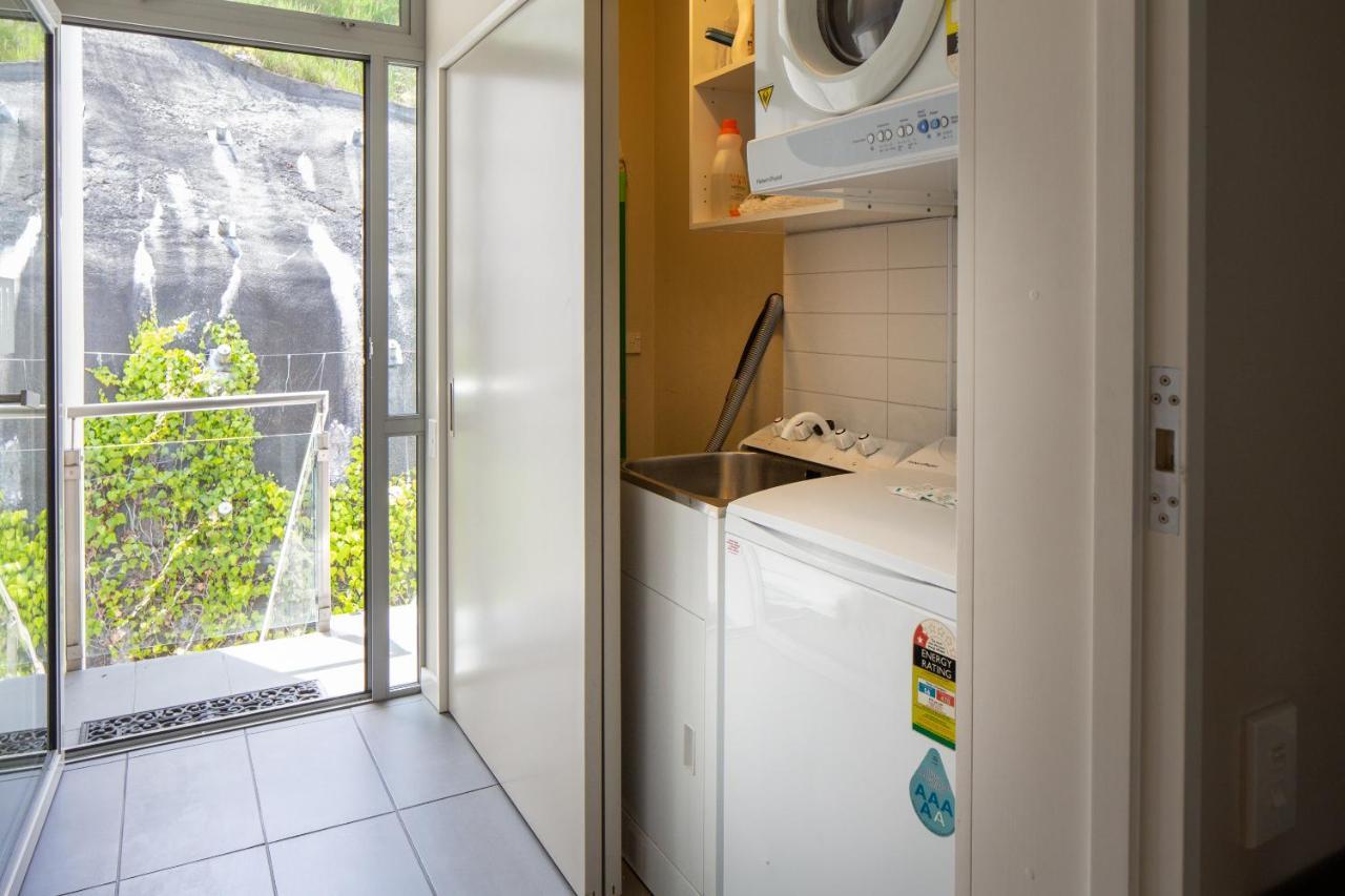 Hello Qt Pounamu Apartment